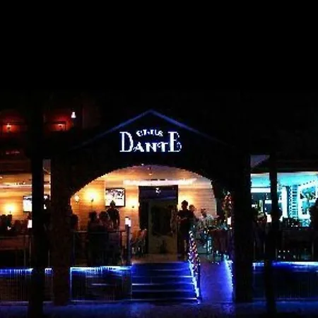 Club Dante 酒店 马尔马里斯