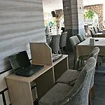 Club Dante Отель