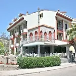 Club Dante 3*