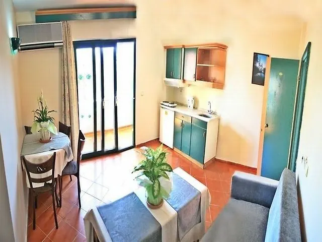 Club Dante ホテル